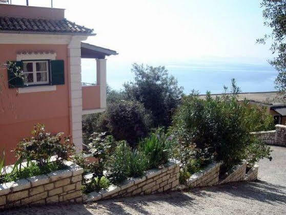Villa Nestoras Nisaki  외부 사진